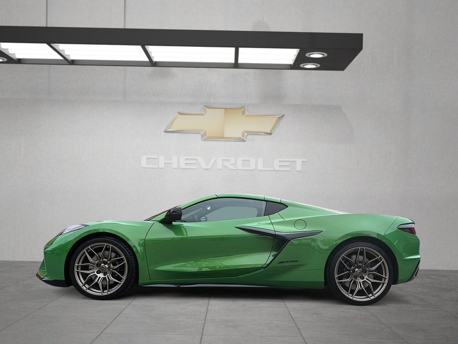 2027 CHEVROLET Corvette 2027 ROSWELL GREEN METALLIC