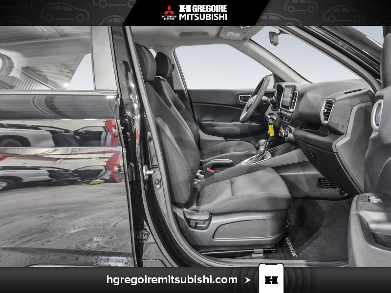 Hyundai Venue 2023 Noir Saint-Eustache - photo #24