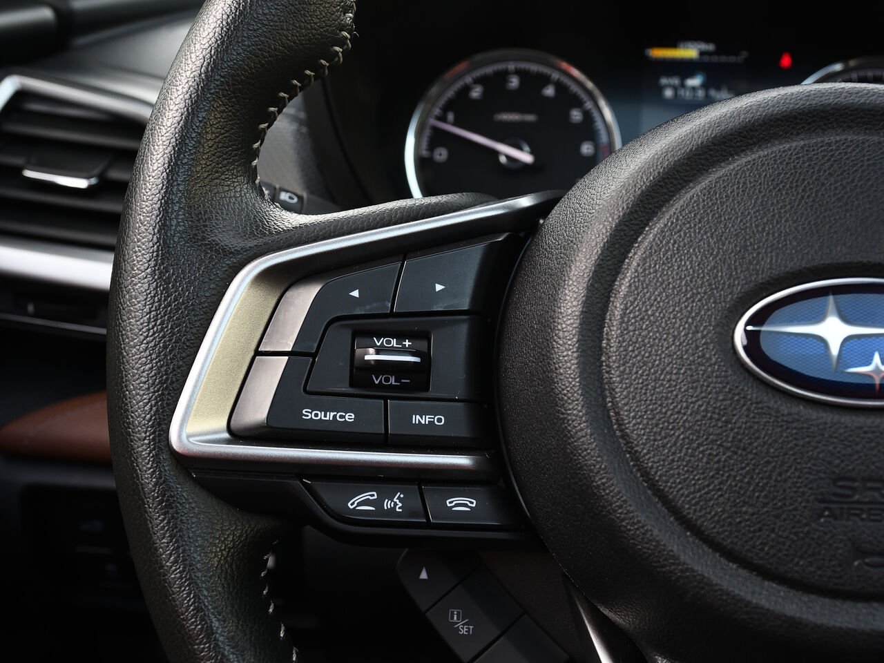 2024 Subaru Forester Premier Black Saint-Hyacinthe - photo #17