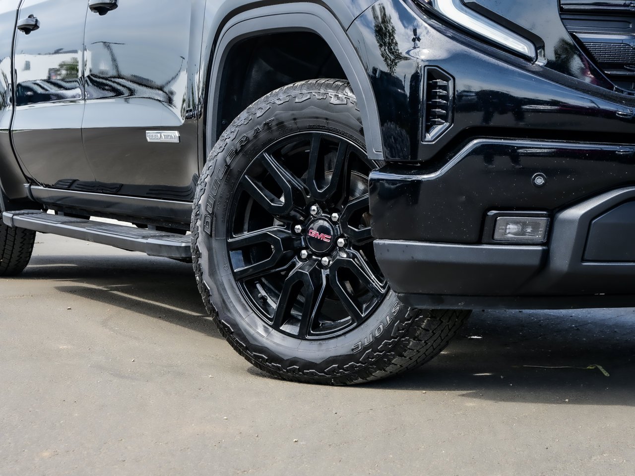 2024 GMC Sierra 1500 4WD Crew Cab 147 Elevation Black Sherwood Park - photo #5