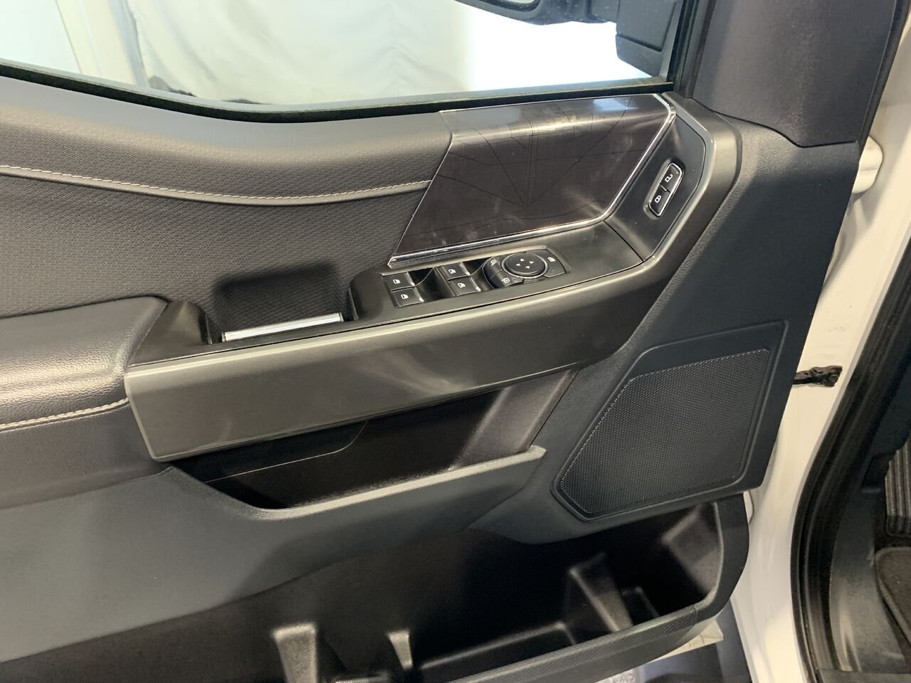 2023 Ford F-150 SUPERCREW XLT SPORT White Châteauguay - photo #26