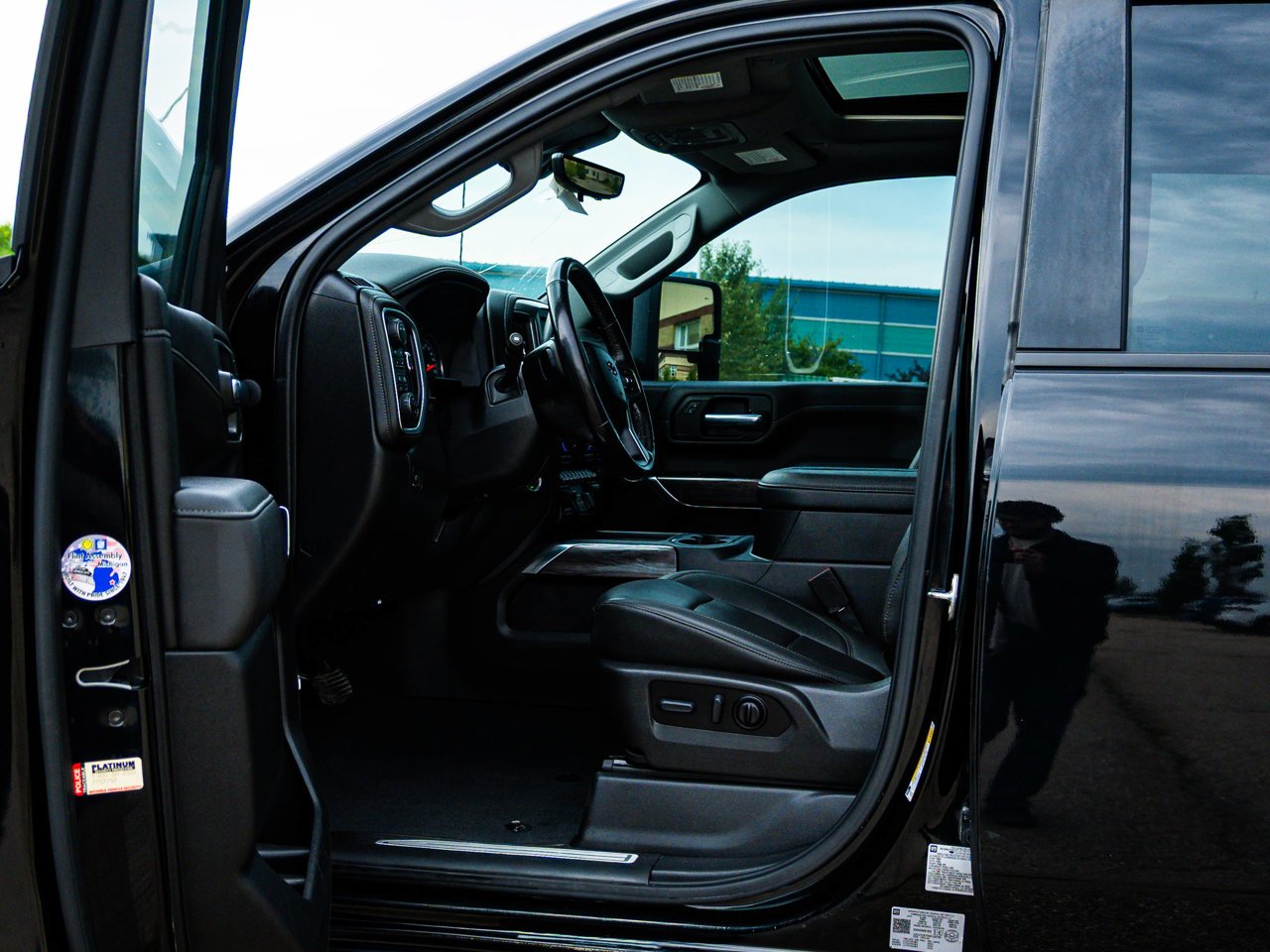 2022 Chevrolet Silverado 3500HD 4WD Crew Cab 159 LTZ Black Sherwood Park - photo #16