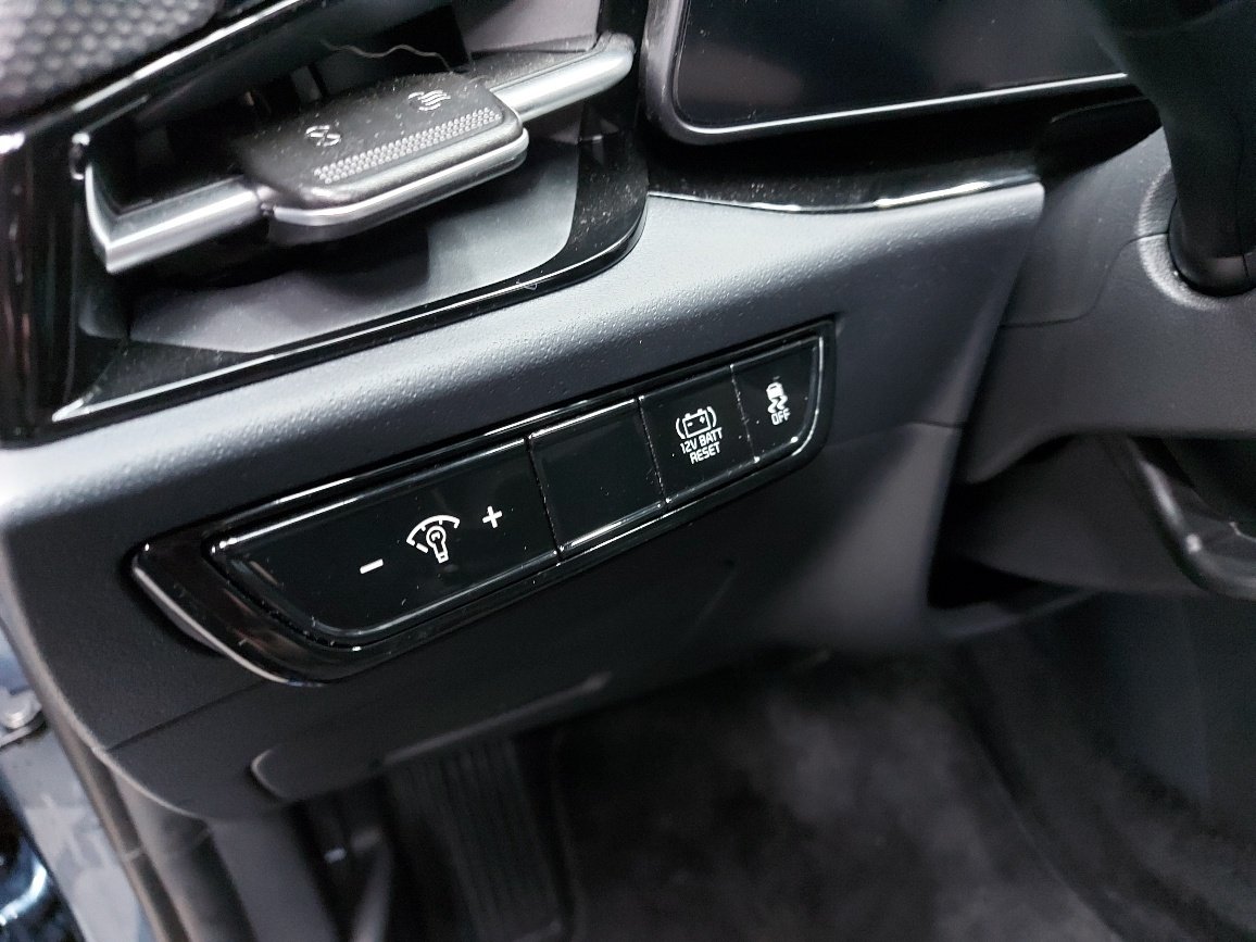 2026 KIA Niro Mineral Blue Blainville - photo #14