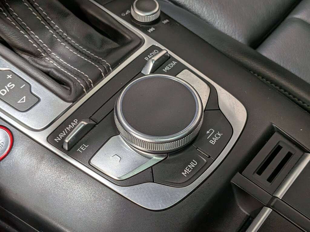 2018 Audi S3 Sedan 2.0 TFSI quattro Technik S tronic Blue Val-David - photo #28