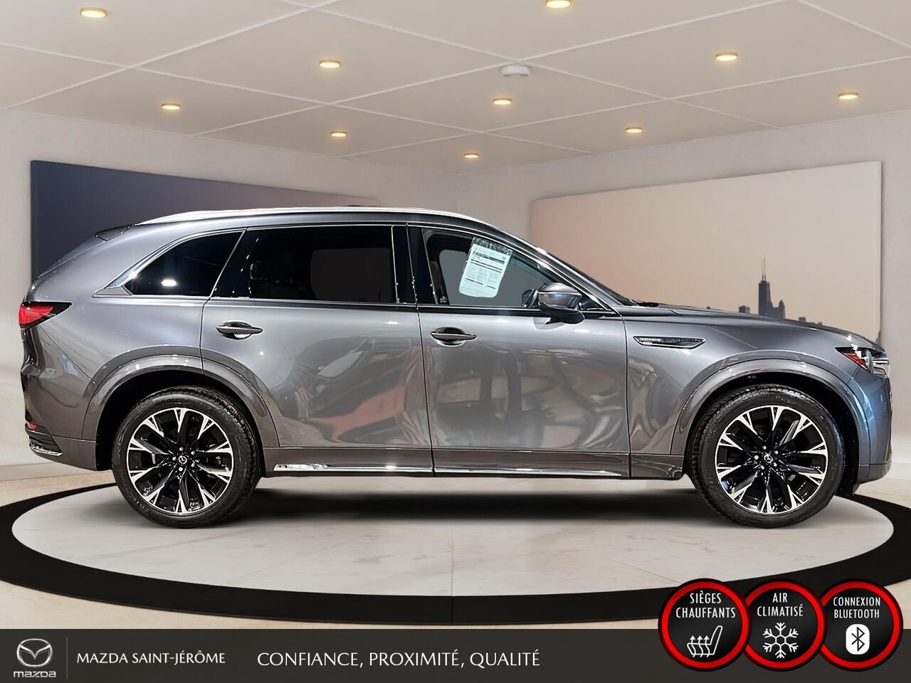 2024 Mazda CX-90 hybride léger Signature | TOIT PANORAMIQUE | AWD | CUIR NAPPA | SIEGES CAPITAINES Grey Saint-Jérôme - photo #4