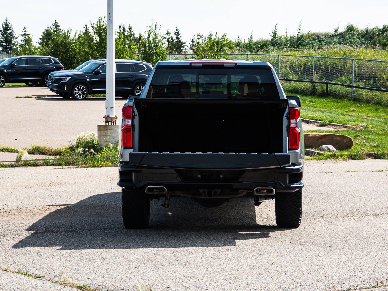 2024 Chevrolet Silverado 1500 4WD Crew Cab 147 LT Trail Boss Grey Sherwood Park - photo #14
