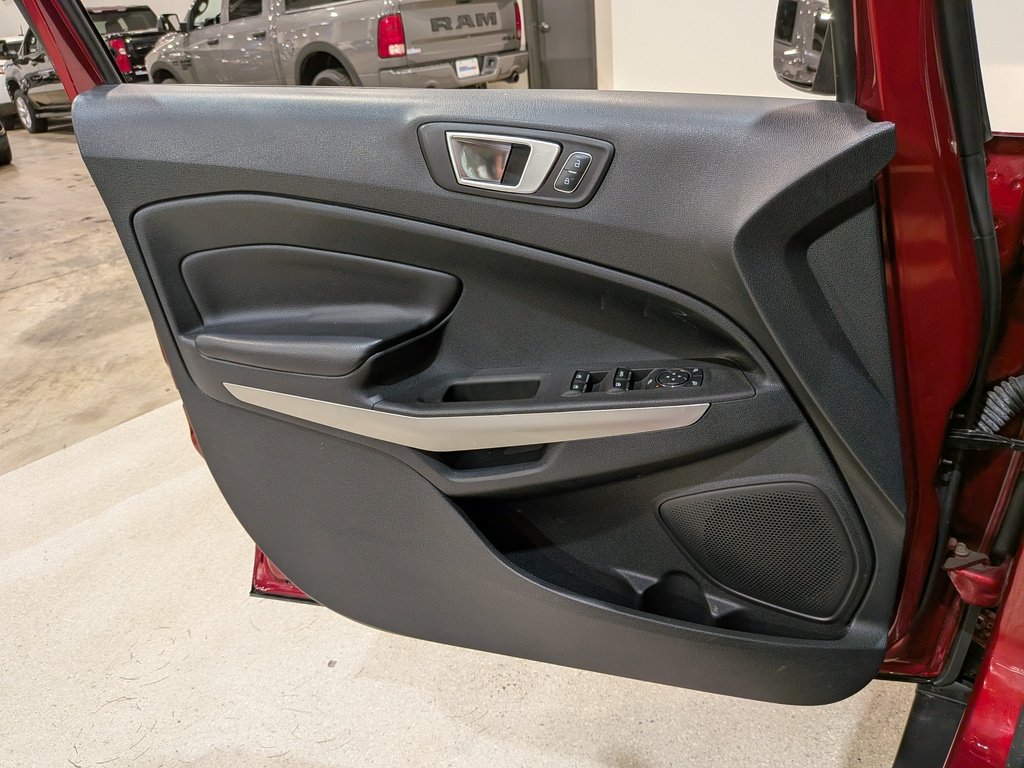 2018 Ford EcoSport Titanium 4WD Red Val-David - photo #33