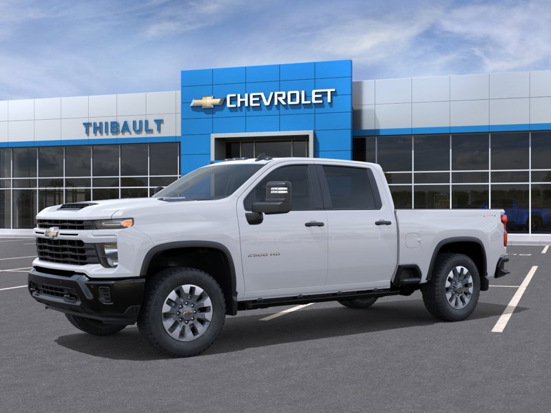 CHEVROLET SILVERADO 2500HD Custom cabine multiplace 4RM 159 po 2026 Blanc Sherbrooke - photo #1