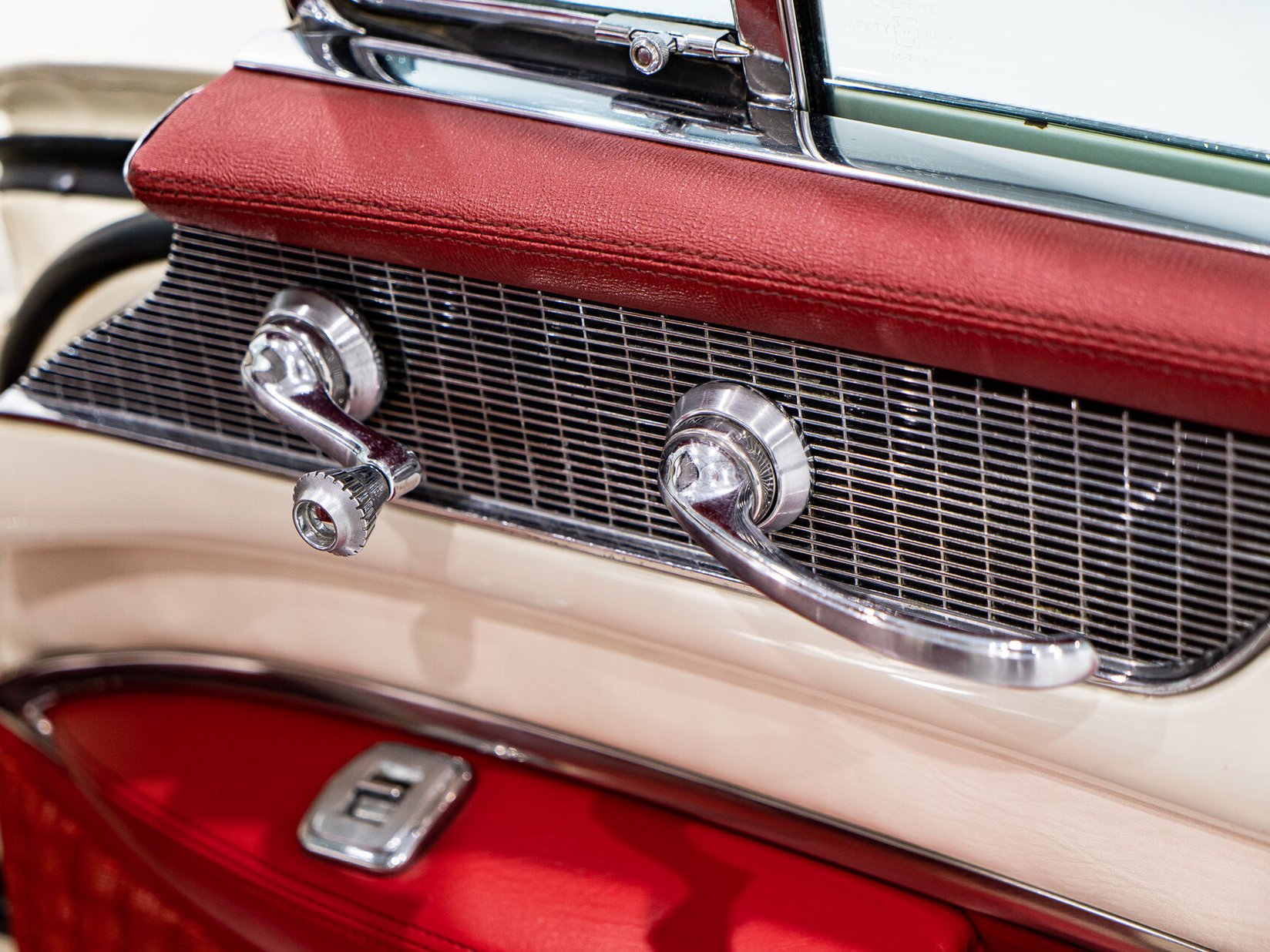 Cadillac Eldorado Seville With Factory A/C | PRIX EN USD 1956 Blanc Montréal - photo #63
