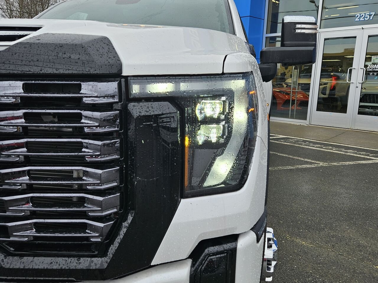 2025 GMC Sierra 3500HD Denali Ultimate cabine multiplace 4RM 172 po White Thetford Mines - photo #3