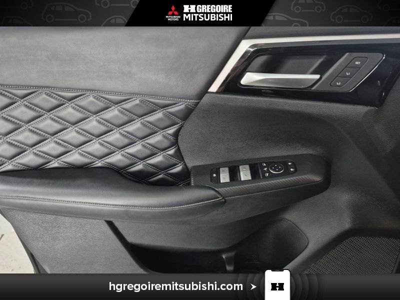 Mitsubishi Outlander PHEV 2023 Noir Saint-Eustache - photo #12