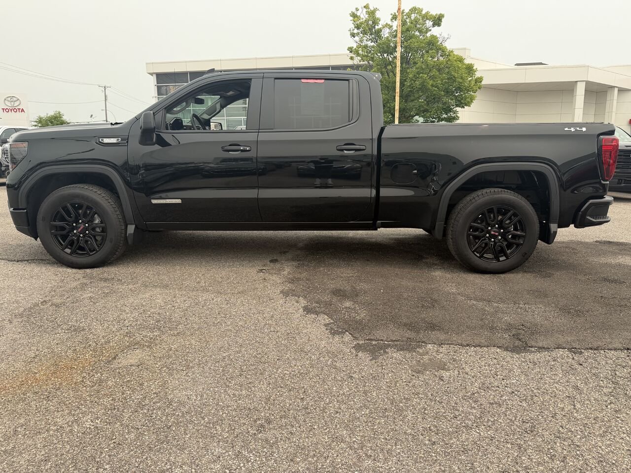 GMC SIERRA K1500 ELEVATION Elevation cabine multiplace 4RM 157 po 2025 Noir Gatineau - photo #8