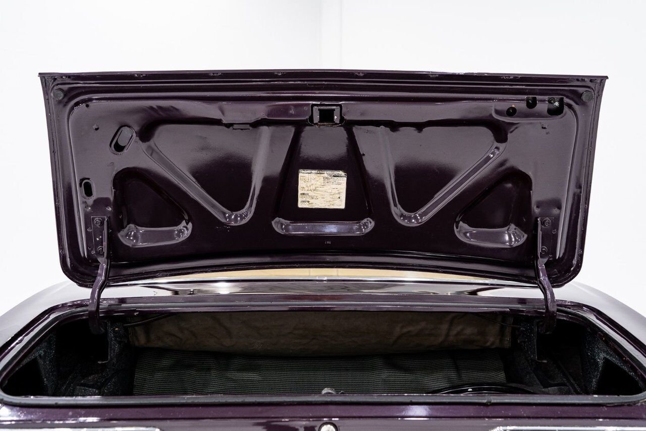 1967 Chevrolet Camaro PRIX EN USD Convertible Beautifully presented from former Restoration Purple Montreal - photo #26