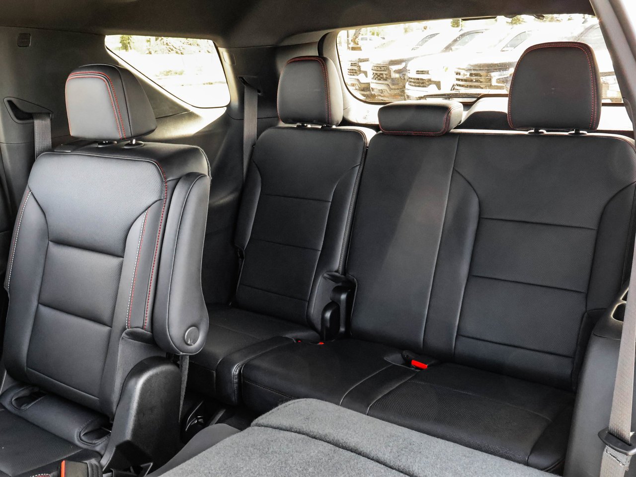 2026 Chevrolet Traverse AWD 4dr Z71 White Sherwood Park - photo #16