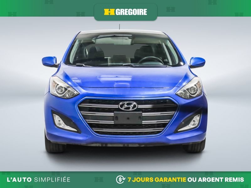 Hyundai Elantra 2017 Bleu Laval - photo #1
