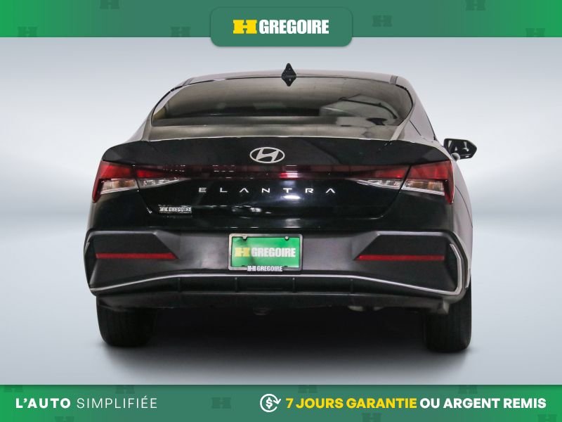 2024 Hyundai Elantra Black Blainville - photo #7