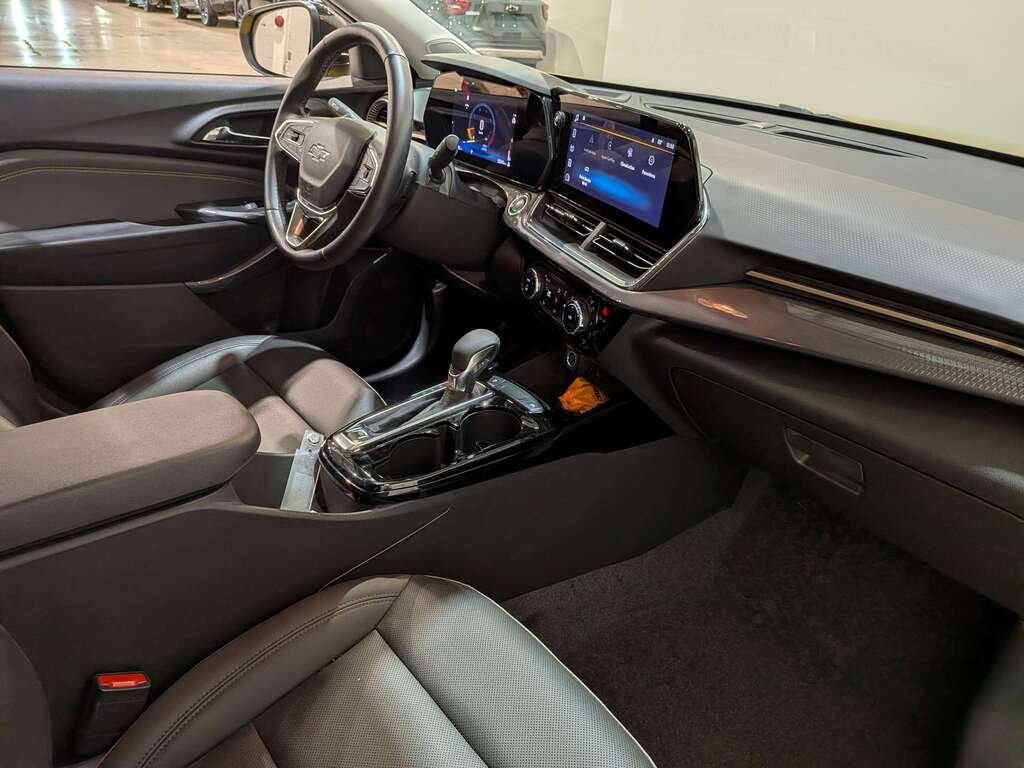 2025 Chevrolet Trax FWD 4dr ACTIV Green Val-David - photo #12
