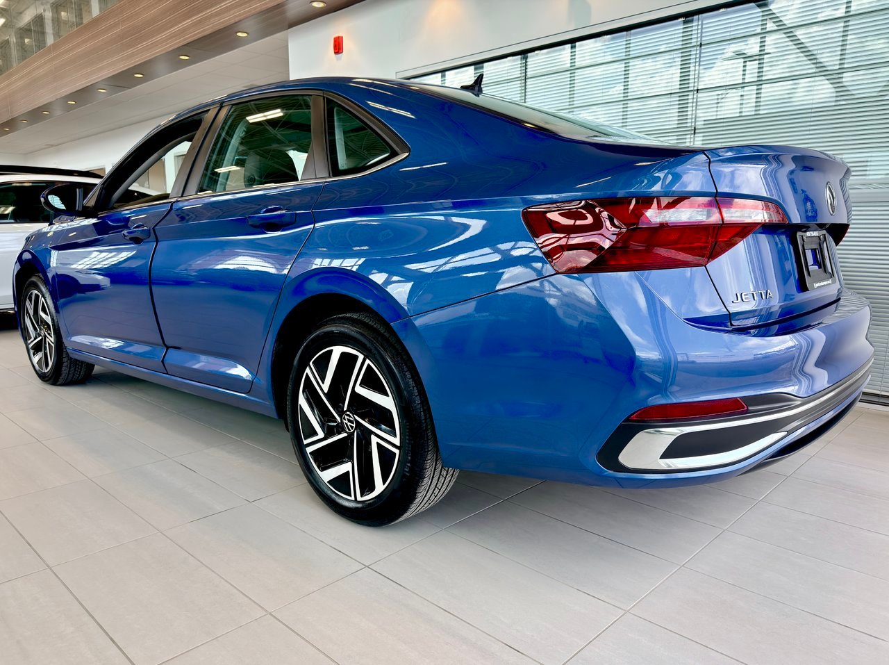 Volkswagen Jetta 2022 Bleu Notre-Dame-des-Prairies - photo #9