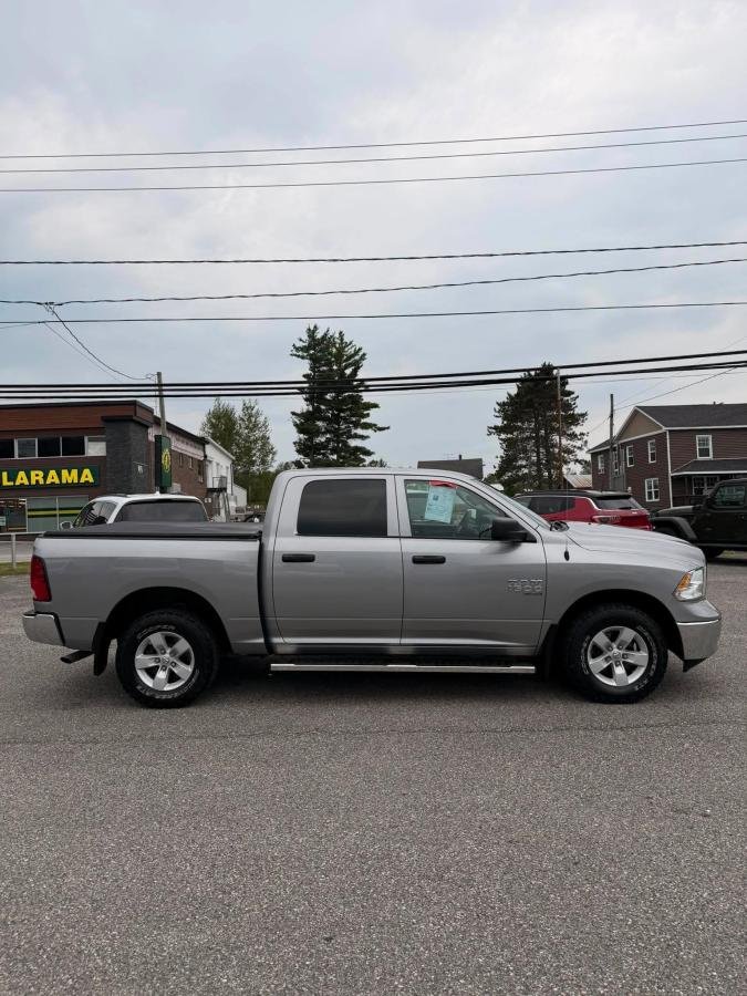 2022 RAM 1500 Classic Grey Lac Mégantic - photo #5