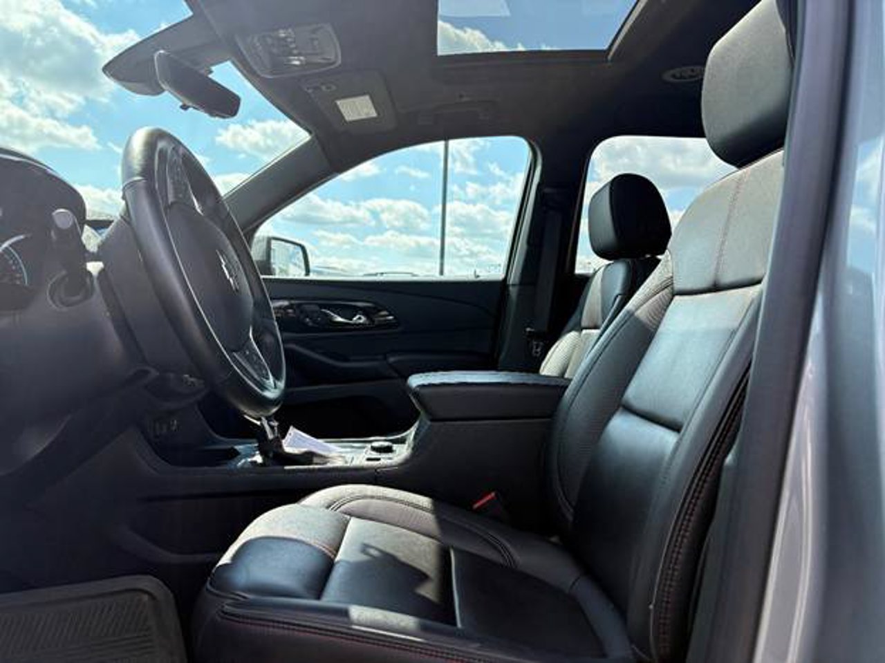 2023 Chevrolet Traverse AWD 4dr RS Grey Sherwood Park - photo #6