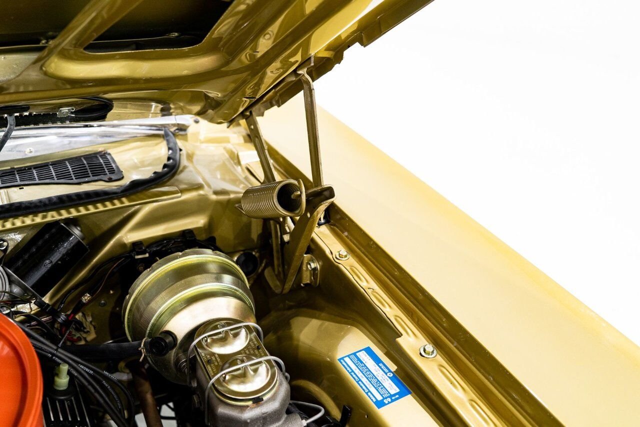 Dodge Challenger *PRIX EN USD* Convertible Fully restored to desirable specifications 1971 Or Montréal - photo #67