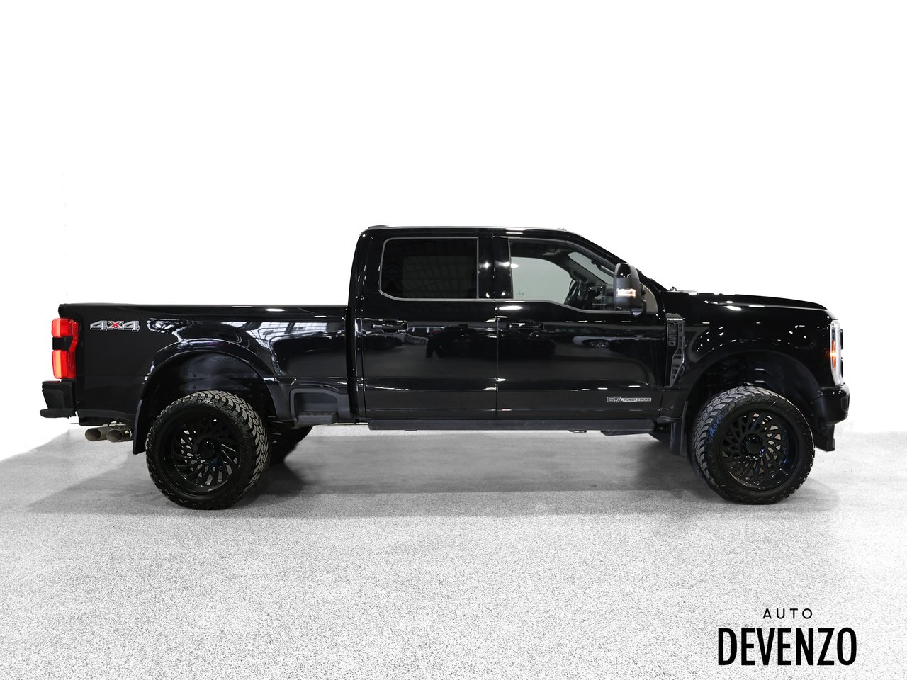 Ford Super Duty F-250 SRW 2025 Noir Saint-Eustache - photo #1