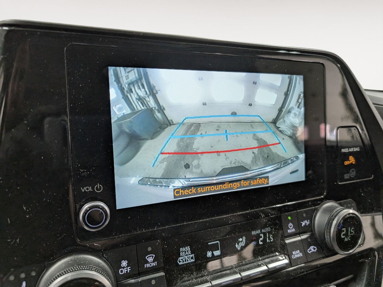 2023 Toyota Highlander 5TDKDRBH3PS510077 Wind Chill Pearl Sherbrooke - photo #17