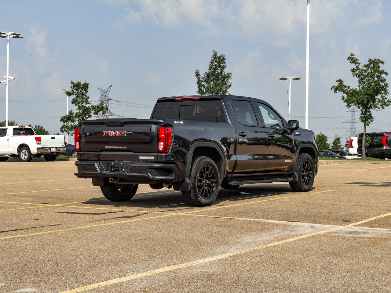 2025 GMC Sierra 1500 4WD Crew Cab 147 Elevation Grey Sherwood Park - photo #7