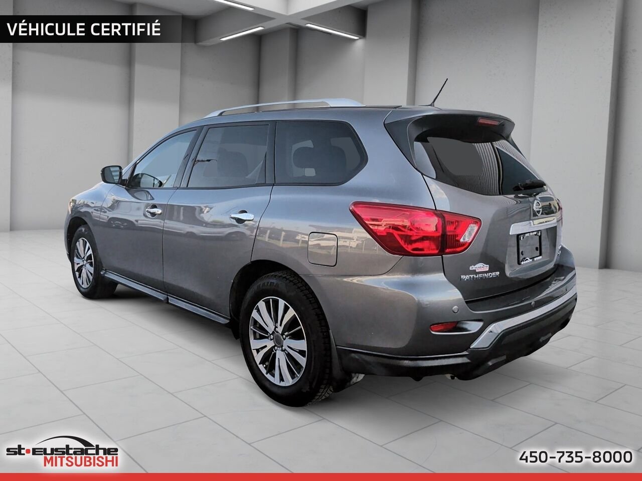 Nissan Pathfinder 2017 Gris Saint-Eustache - photo #4