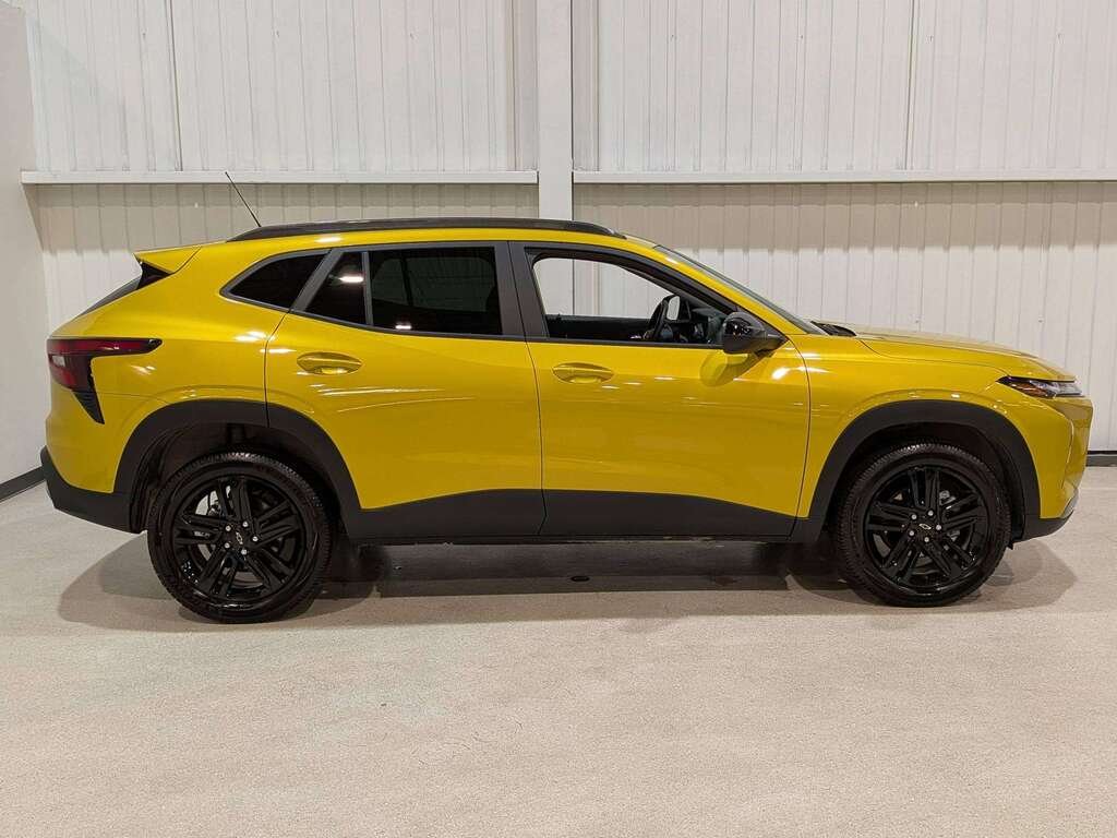 2025 Chevrolet Trax FWD 4dr ACTIV Green Val-David - photo #7