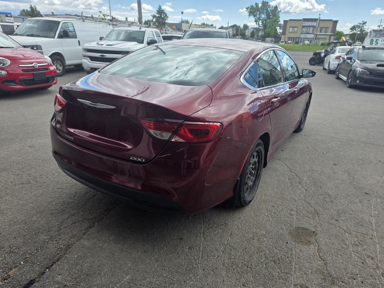 2015 Chrysler 200 Red  - photo #4