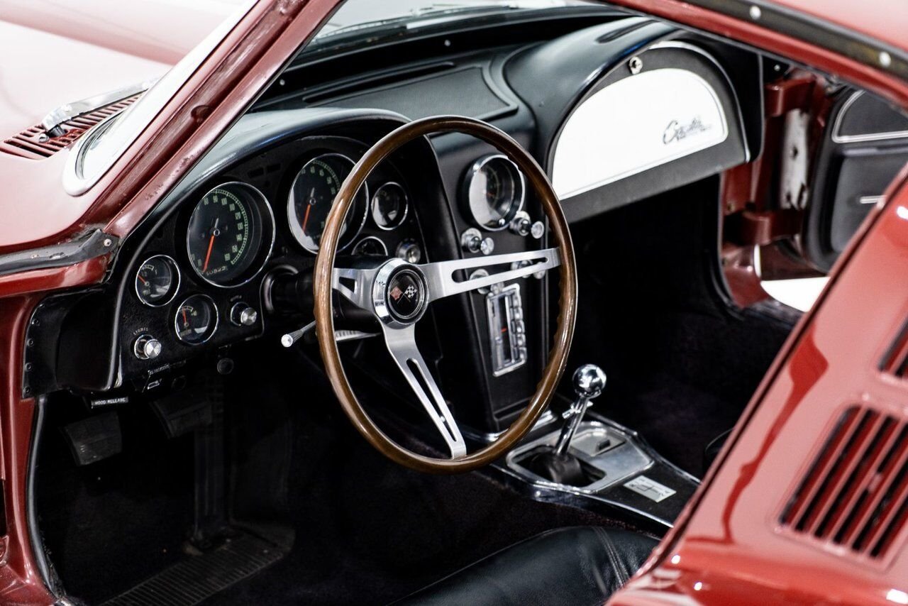 1965 Chevrolet Corvette Fuelie Matching# HG Suffix 327/375HP **PRICE IN USD** Red Montreal - photo #57