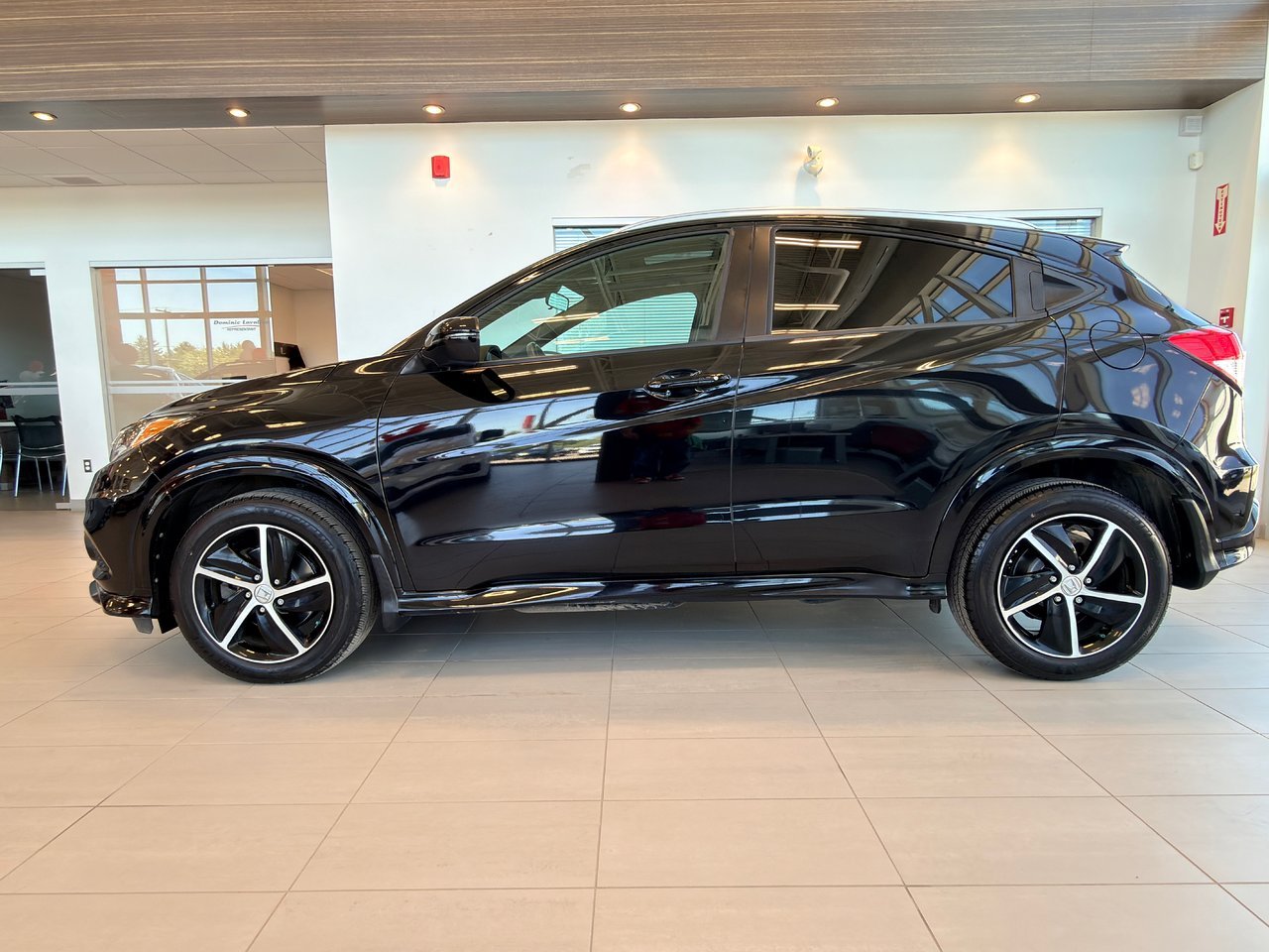 Honda HR-V 2021 Noir Notre-Dame-des-Prairies - photo #6