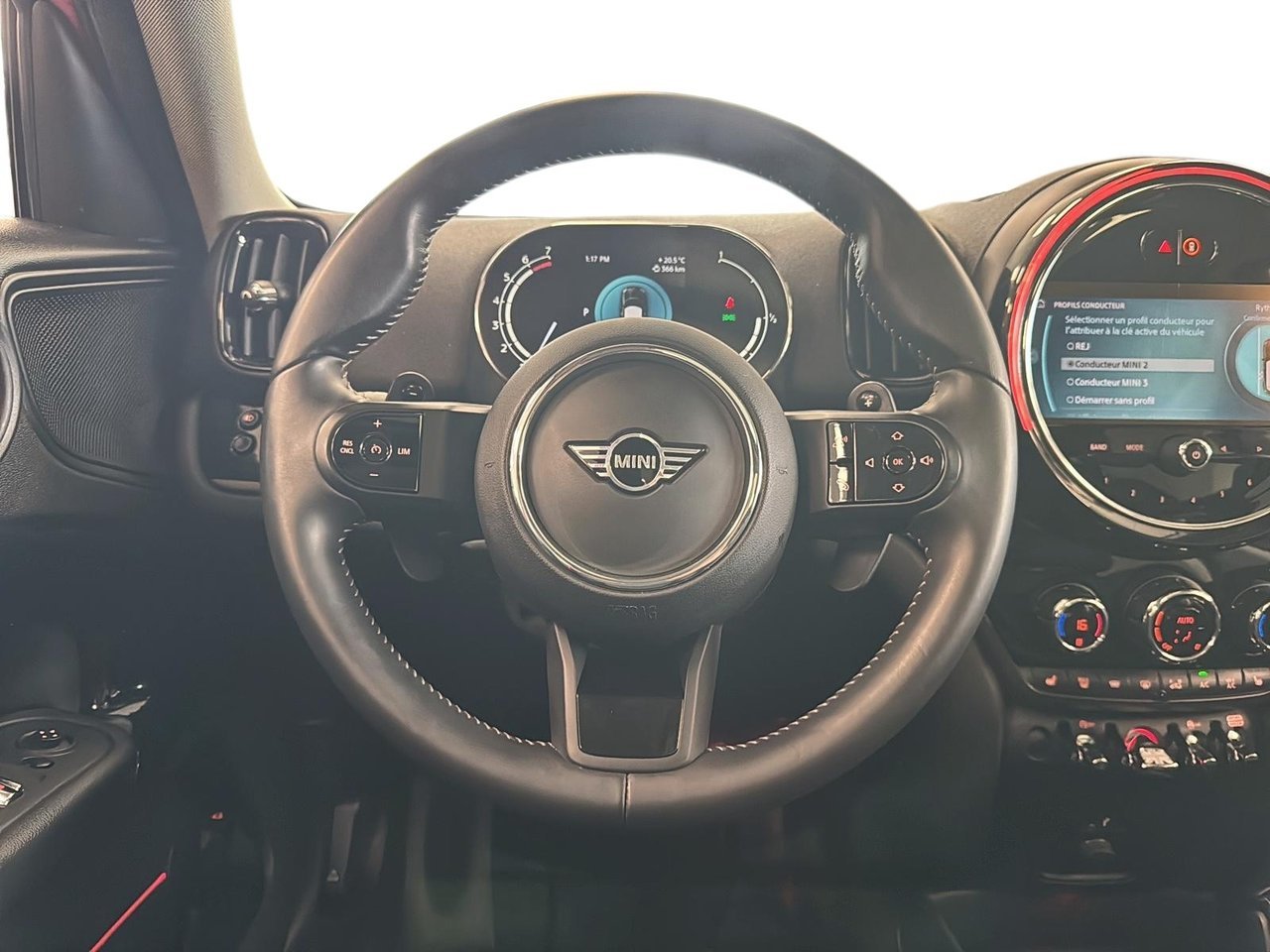2024 MINI Countryman VIN WMZ83BR04R3R87108 Red Baie-Comeau - photo #12