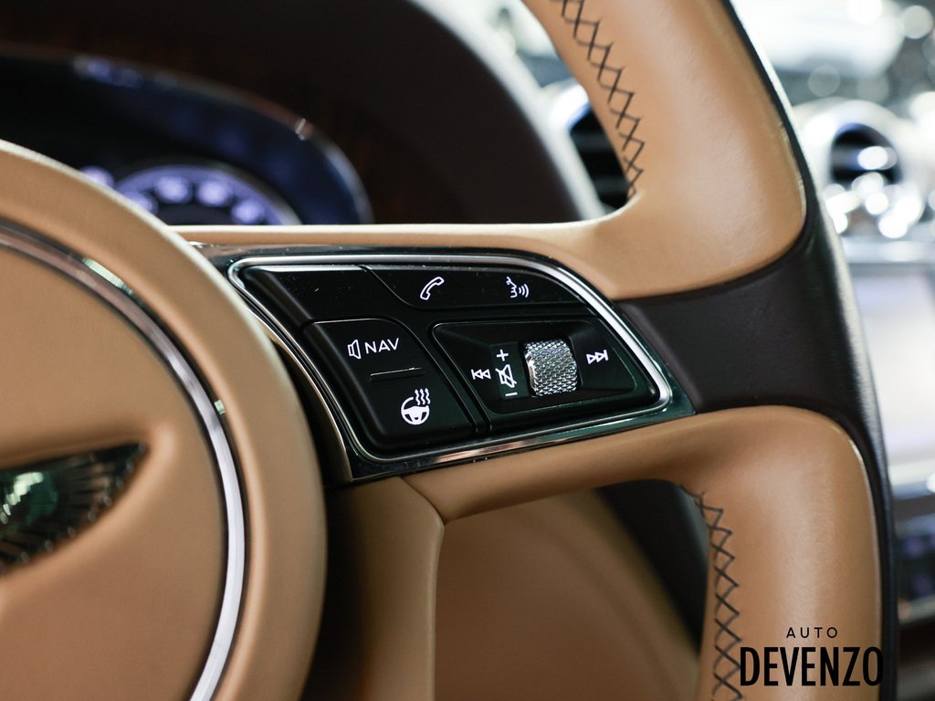 2017 Bentley Bentayga White Saint-Eustache - photo #19