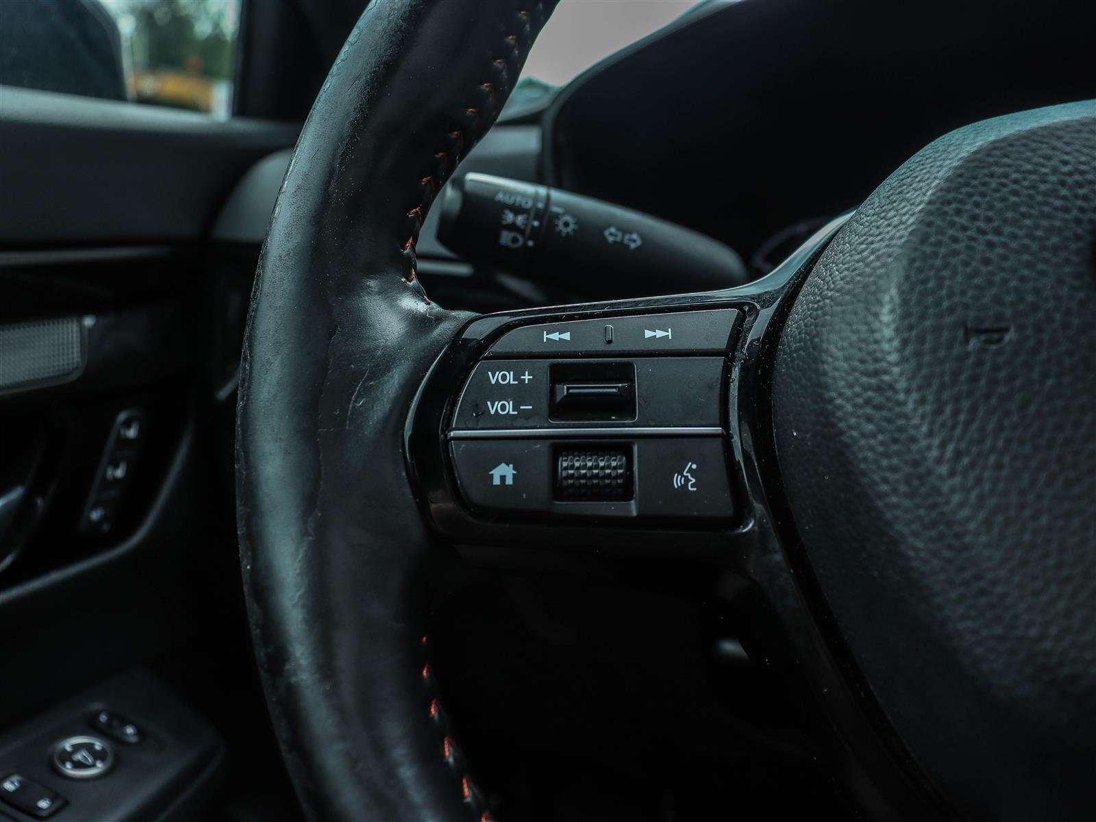Honda CR-V hybride Touring 2023 Blue Ottawa & Gatineau - photo #27