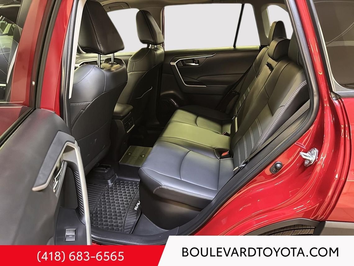 Toyota RAV4 99166A-80 | XLE HYBRIDE, AWD 2024 Rouge rubis nacré Québec - photo #20