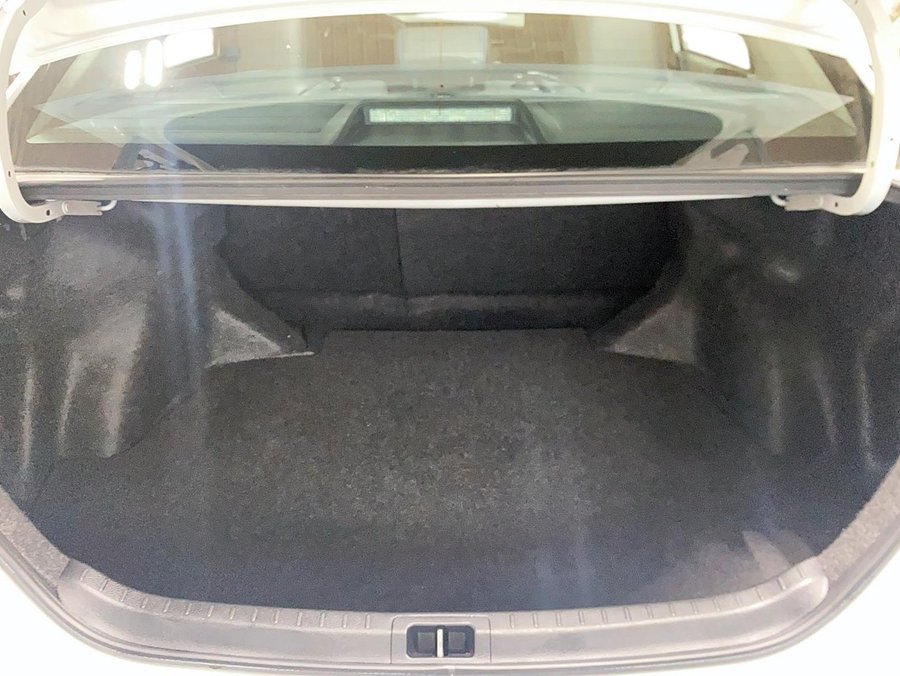 2018 Toyota Corolla 2018 White