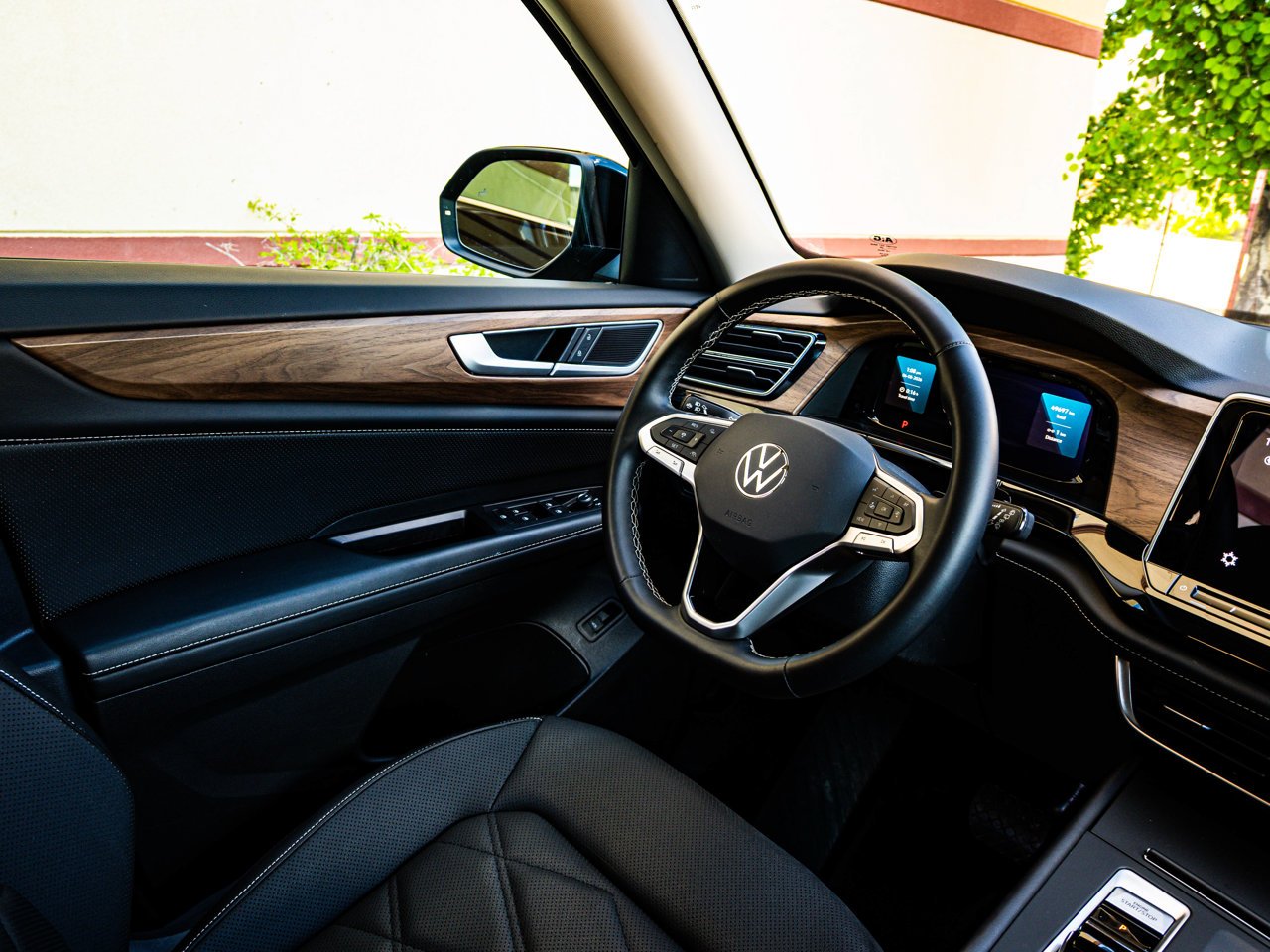 2025 Volkswagen Atlas Comfortline 2.0 TSI 4MOTION Black Sherwood Park - photo #31
