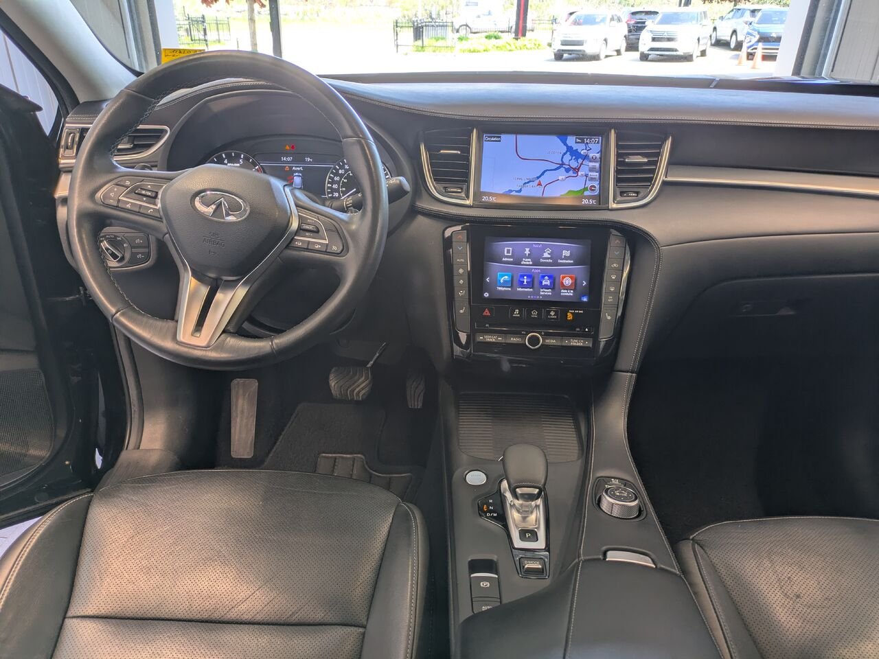 2019 INFINITI QX50 Black Gatineau - photo #15