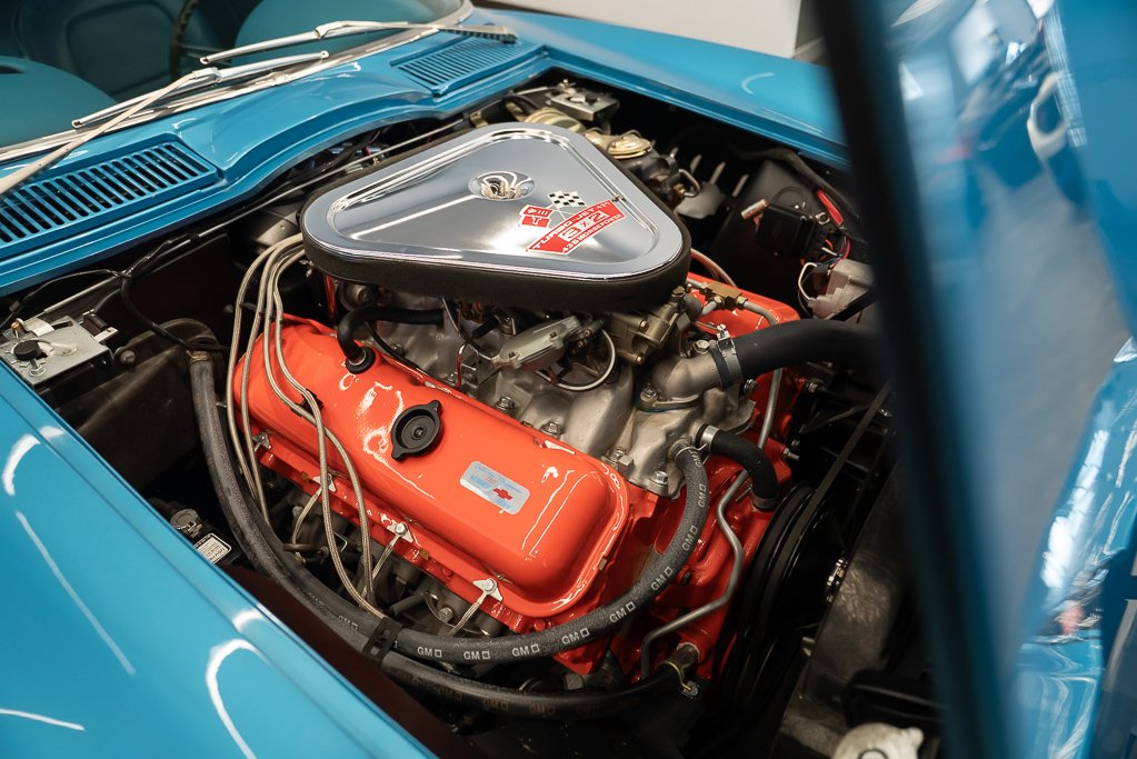 Chevrolet Corvette 1967 Bleu Montréal - photo #30