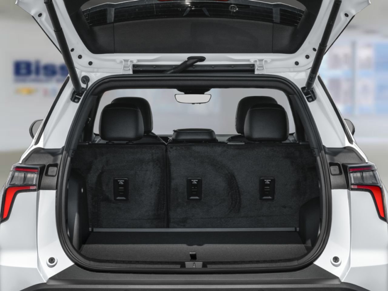 2027 Chevrolet Equinox LT 4 portes à transmission intégrale avec 2LT Summit White Thetford Mines - photo #15