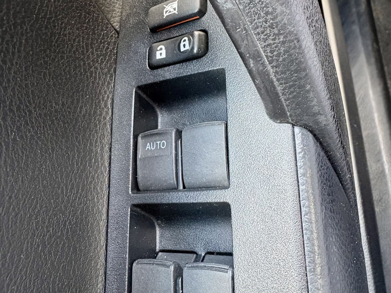 2017 Toyota COROLLA Silver Mont-Laurier - photo #23
