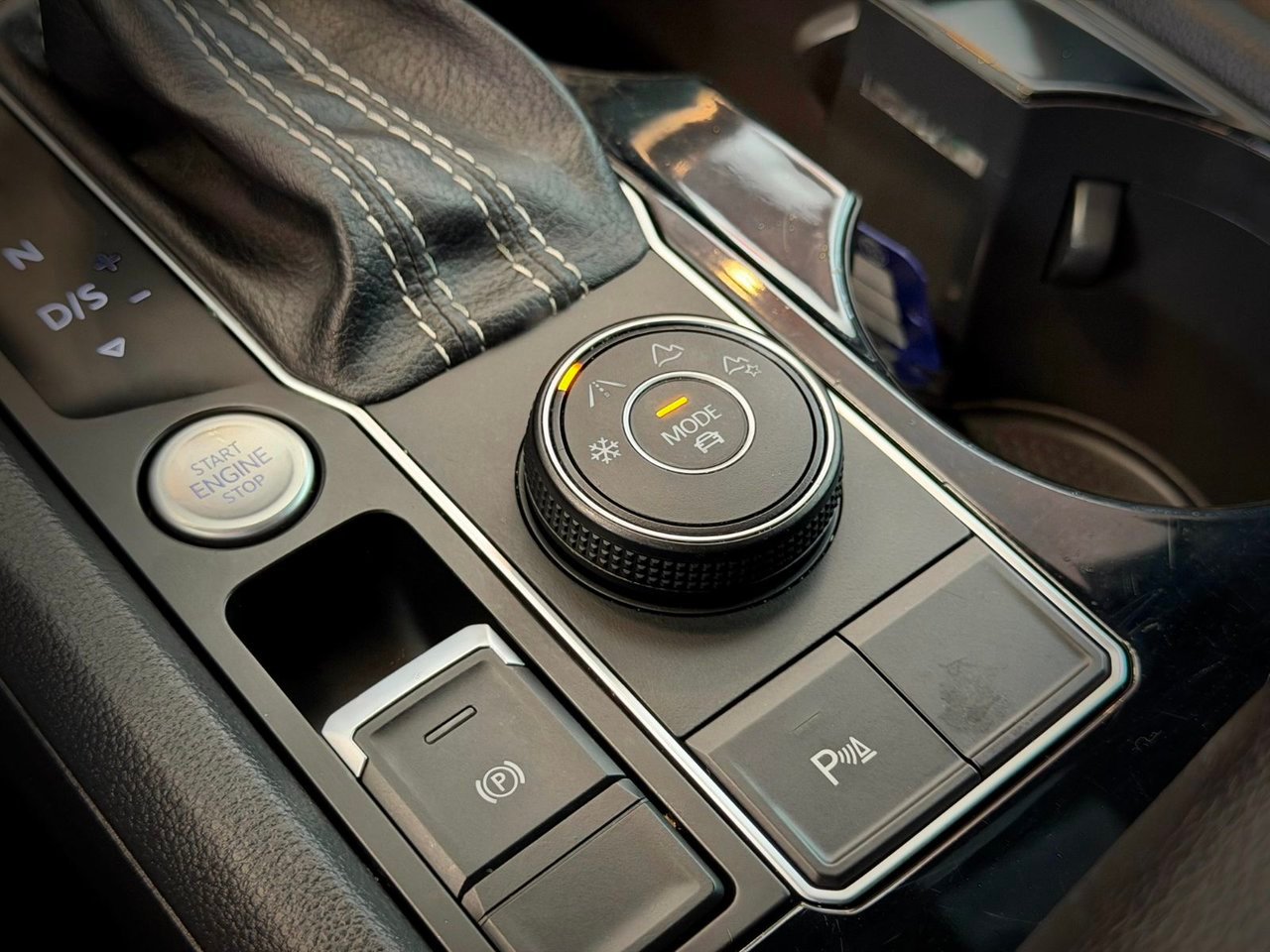 Volkswagen Atlas Cross Sport 2021 Rouge Notre-Dame-des-Prairies - photo #32