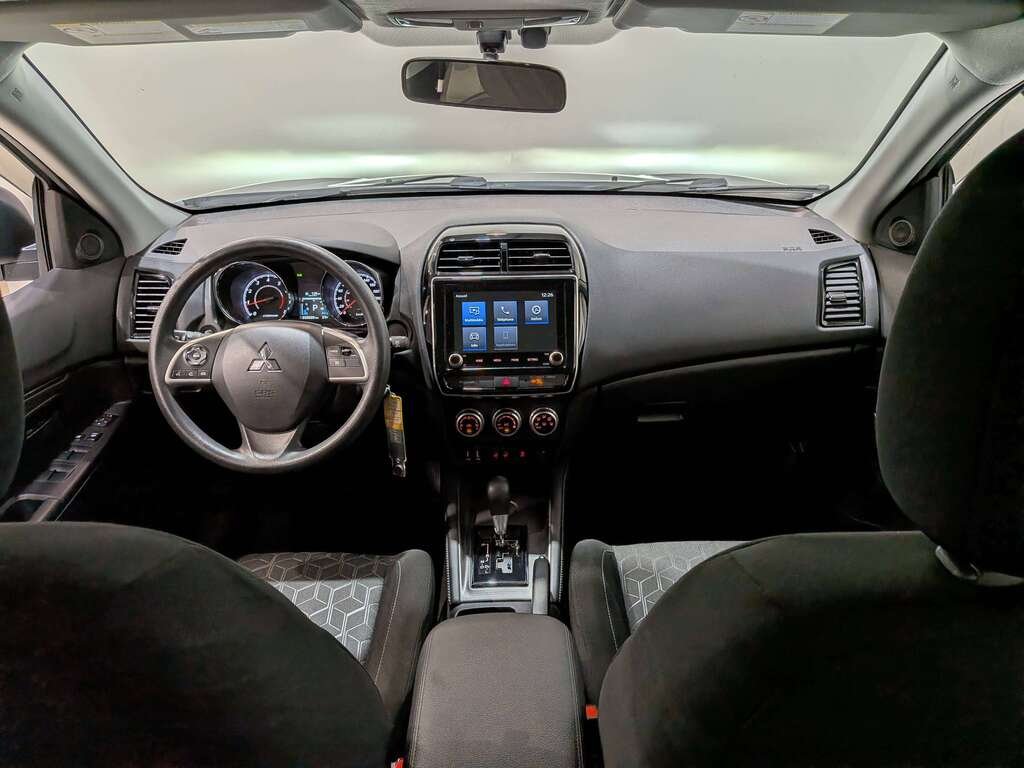 2023 Mitsubishi RVR ES FWD White Val-David - photo #10