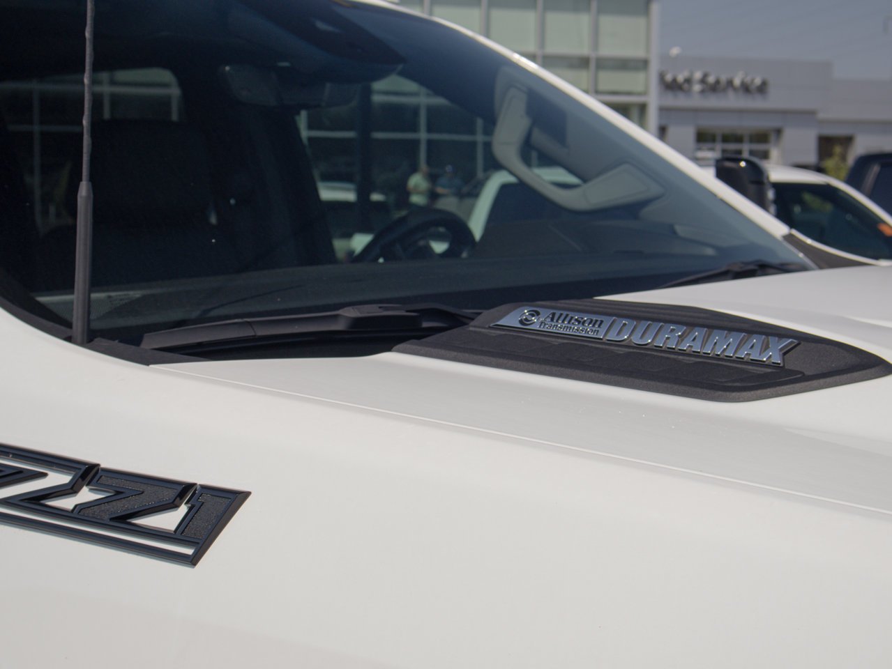 2024 Chevrolet Silverado 3500HD 4WD Crew Cab 159 LTZ White Sherwood Park - photo #15