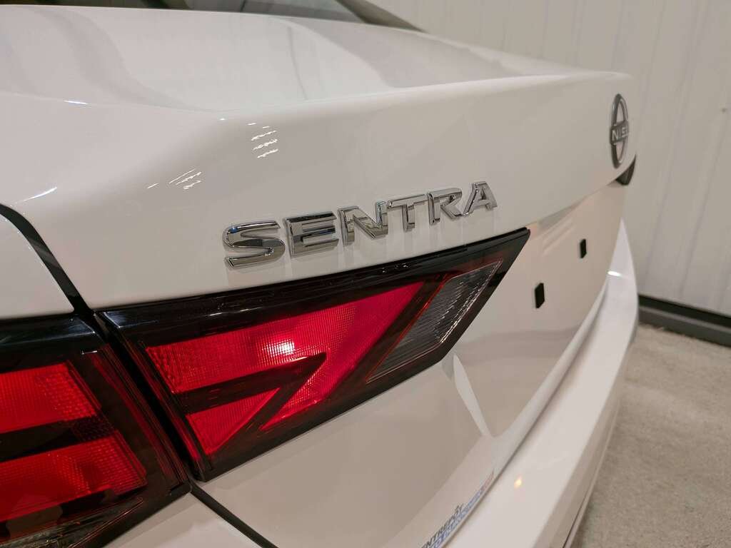 2024 Nissan Sentra S Plus CVT White Val-David - photo #29