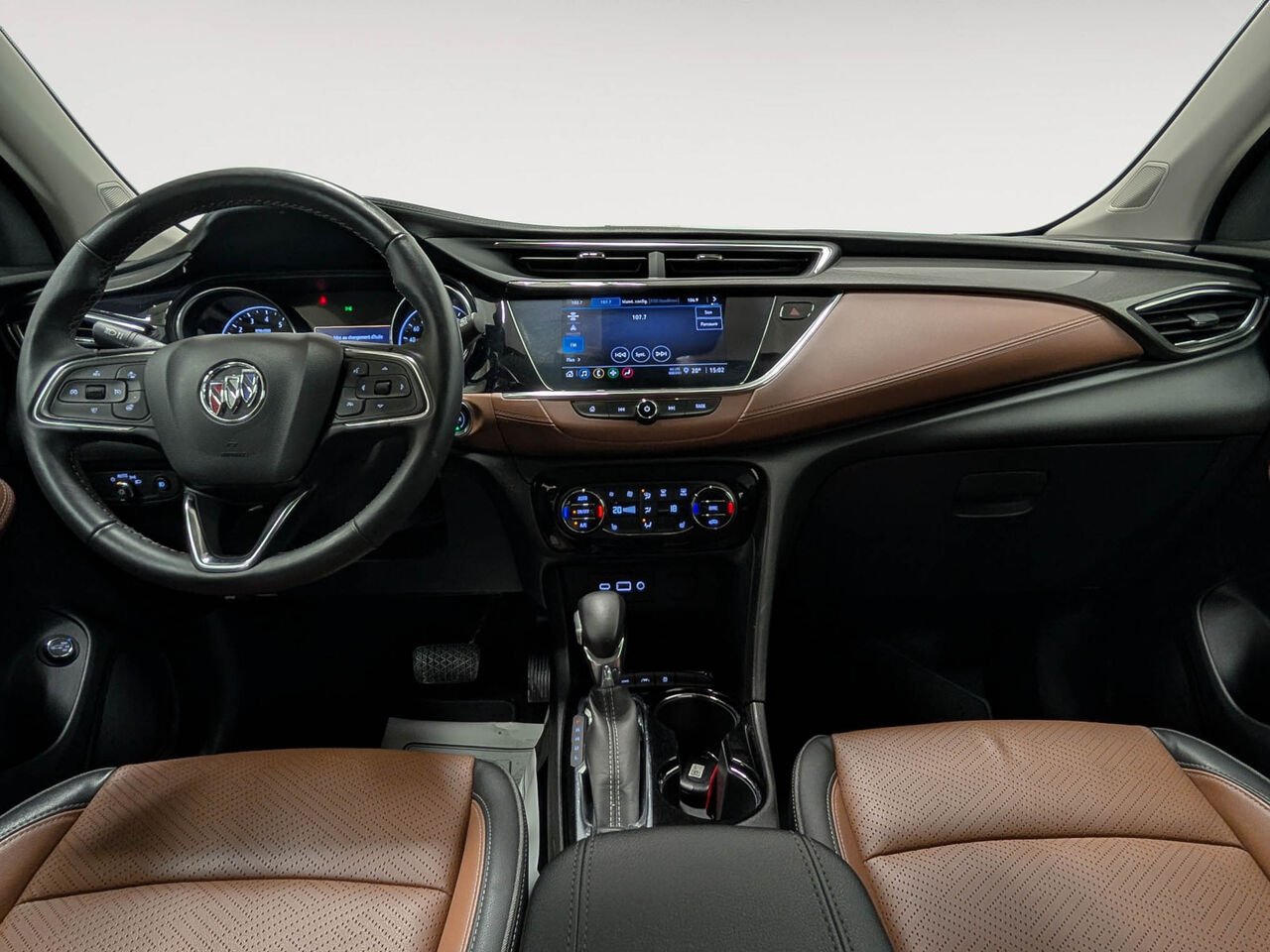 BUICK ENCORE GX ESSENCE AWD Cuir Sièges et Volant Chaufants 2022 Autre Sherbrooke - photo #11