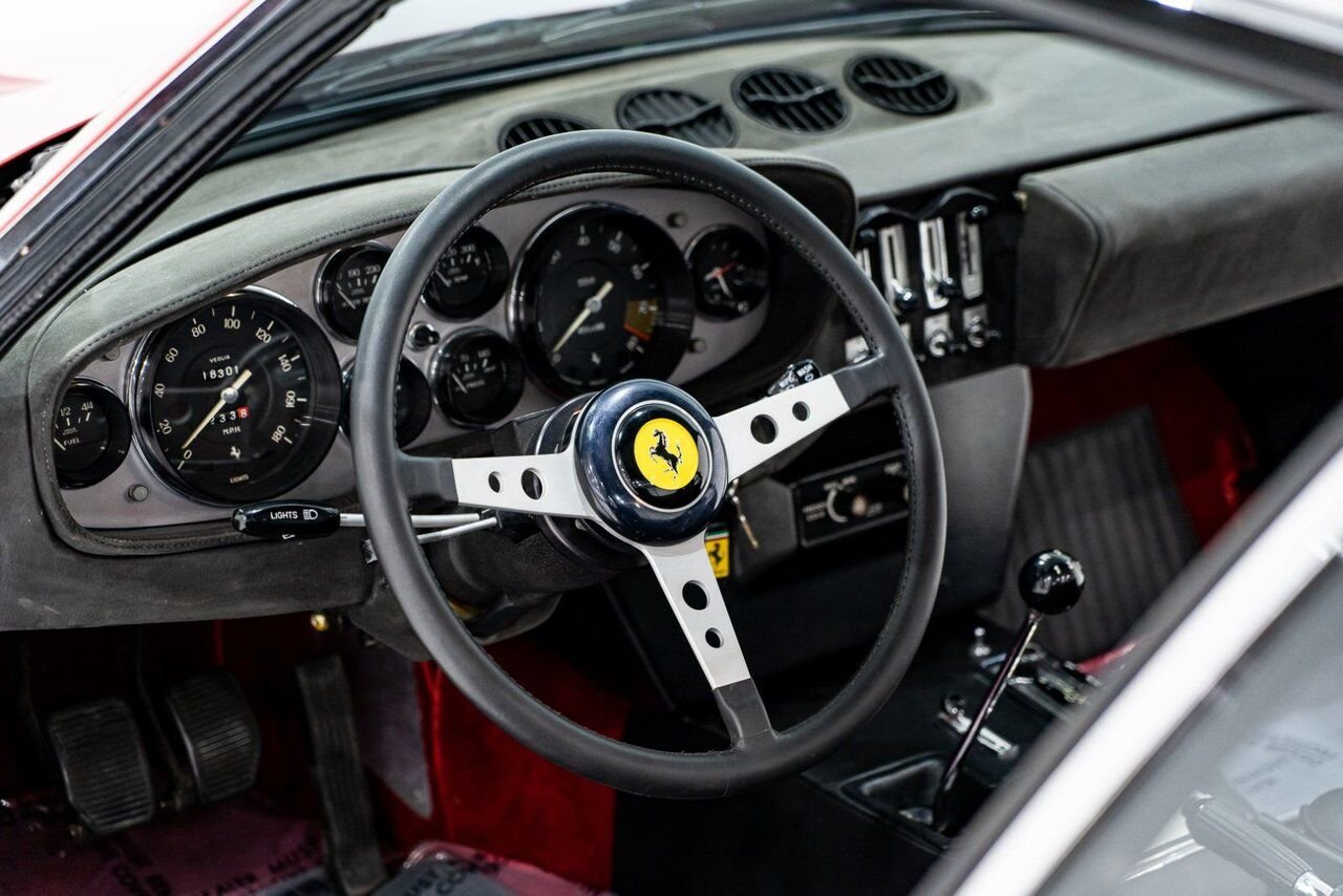 1973 Ferrari 365 GTB4 Daytona 18,301 miles With Orig Books/Tools/ Carbs / Filter Box Red Montreal - photo #13