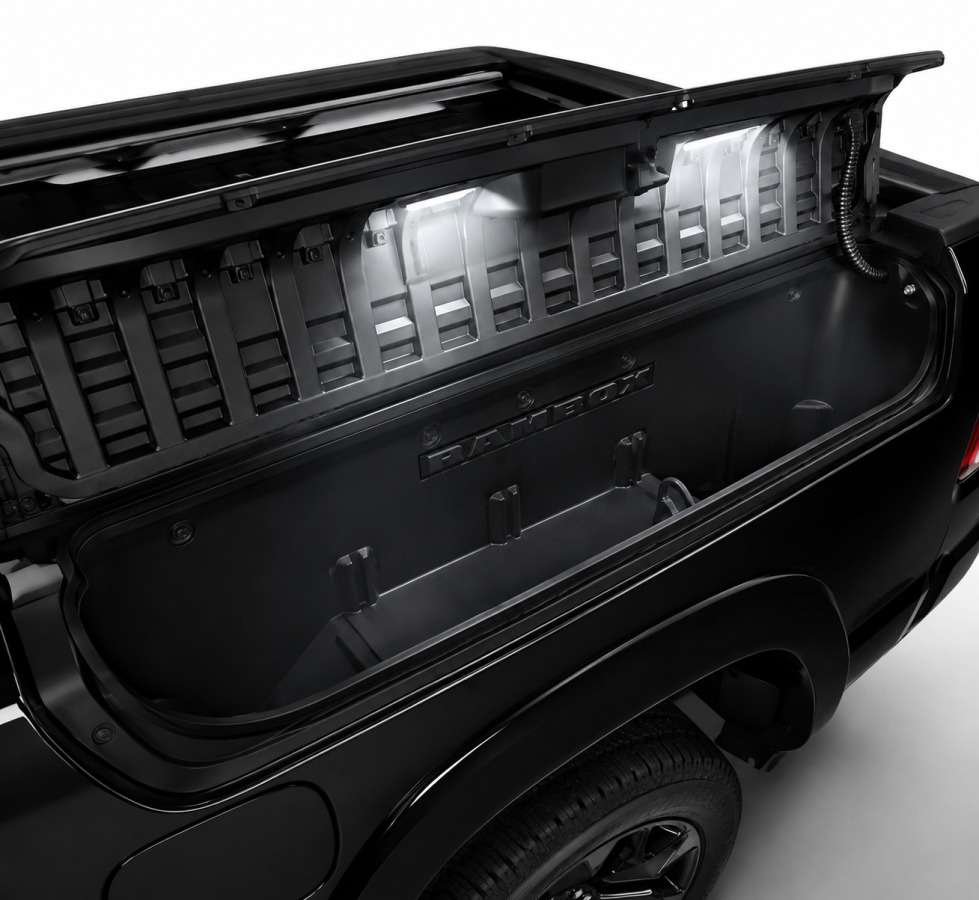 Ram 2500 2022 Noir Saint-Basile-le-Grand - photo #11